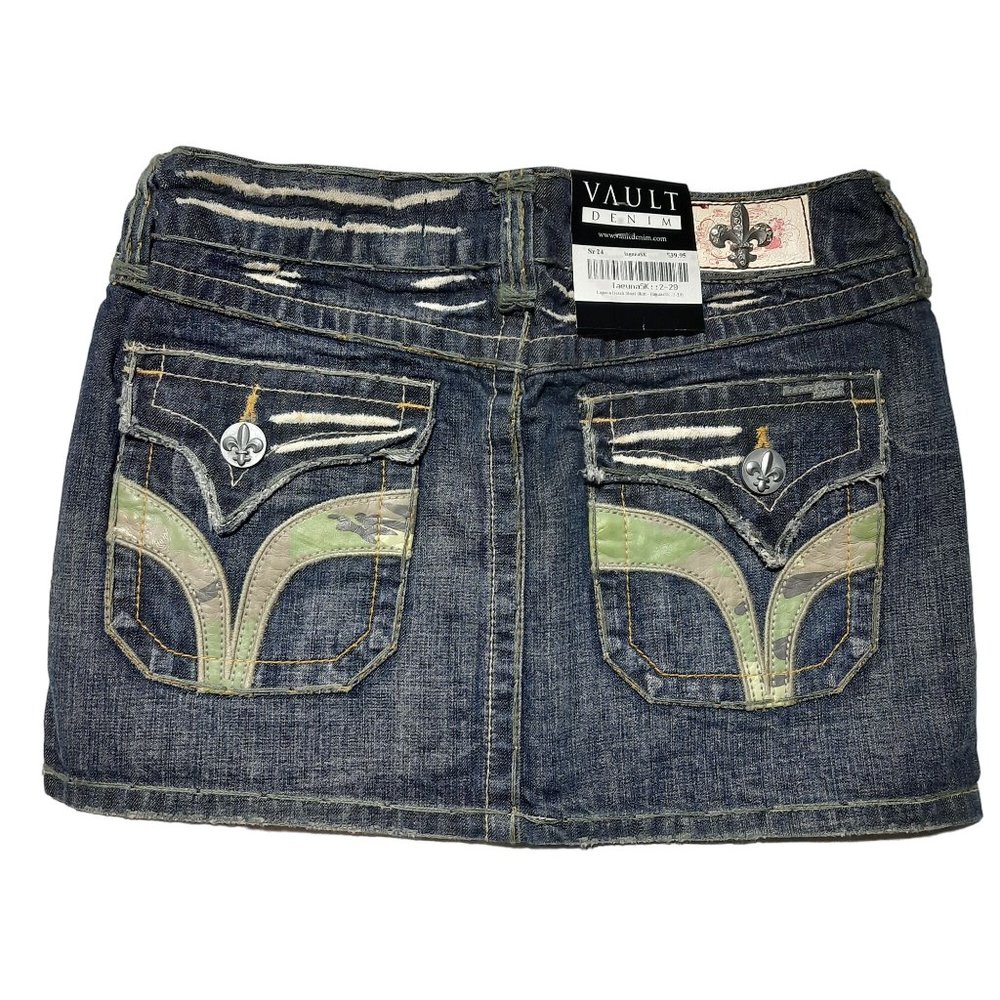 NWT Women's Mini Skirt Size 24